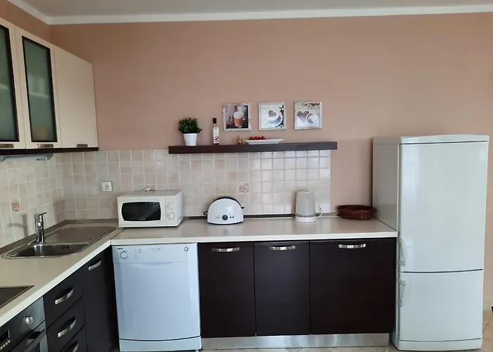 Apartman Maja *