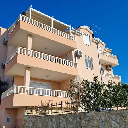 Διαμέρισμα Maja Τρογκίρ